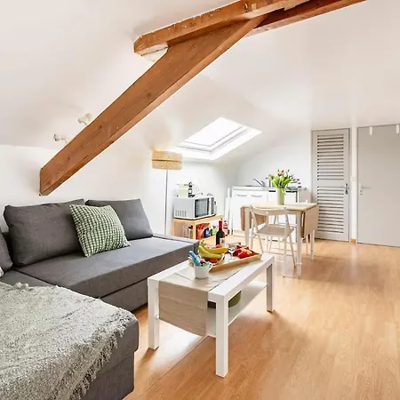 Parisian Flat, Large Terrace&eiffel Tower View Apartment *